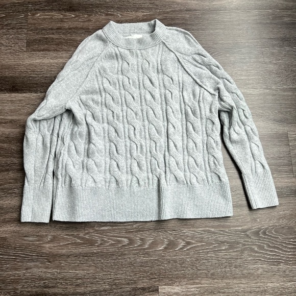 Aerie unREAL Cable Knit Crew Sweater - Medium Heather Gray XS - Picture 3 of 7
